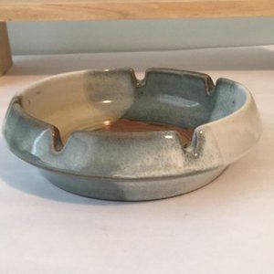 Vintage Heager Craft Art Pottery Ashtray - Round